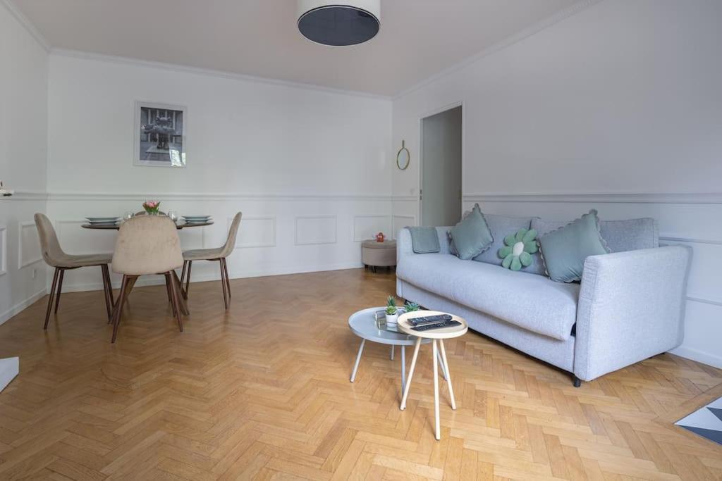 The Smile House // Bussy-Saint-Georges Apartamento Exterior foto